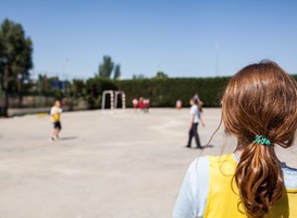 Scholen en kinderopvang Westerbork zijn klaar met hangjongeren op het plein Scholen en kinderopvang Westerbork zijn klaar met hangjongeren op het plein