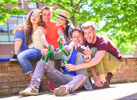 Studenten krijgen te maken met MRSA-bacterie, hoe bescherm je je hiertegen? Studenten krijgen te maken met MRSA-bacterie, hoe bescherm je je hiertegen?