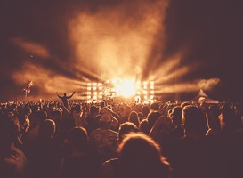 Mbo'ers en hbo'ers gaan samen naar het Bruisfestival in Zwolle 