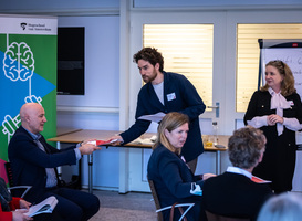 ROC van Amsterdam denkt samen met anderen na over zorg in de toekomst