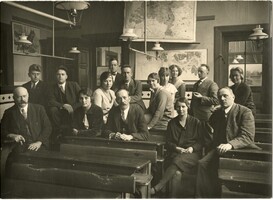Wetenschappelijke Raad van Advies geïnstalleerd in Onderwijsmuseum