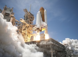 Scholieren lanceren raket met mini-satelliet één kilometer de lucht in