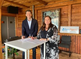 EuroParcs en SBB tekenen samenwerkingsovereenkomst