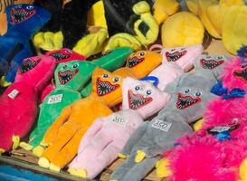 Huggy Wuggy: de nieuwe griezelige trend onder basisschoolkinderen