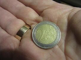 Wetsvoorstel kabinet voor vereenvoudiging dubbele kinderbijslag