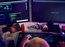 Rotterdamse kinderen kunnen in laatste week van vakantie Hackshield spelen