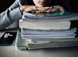 Ernstige vertraging bij de levering van schoolboeken