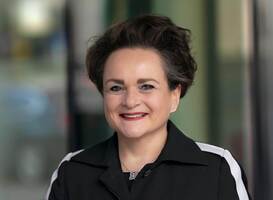 Staatssecretaris Alexandra van Huffelen spreekt op Opening Academisch Jaar TU