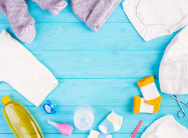 Al driehonderd babystartpakketten uitgereikt aan Rotterdamse gezinnen