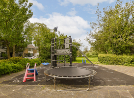 Kabinet wil gastouderopvang uitzonderen van speeltoestellenwet
