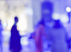 Beelden vrijgegeven van vandalen die RUG-gebouwen bekladden