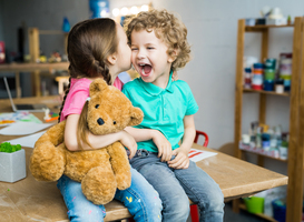 Bijna gratis kinderopvang weer twee jaar uitgesteld